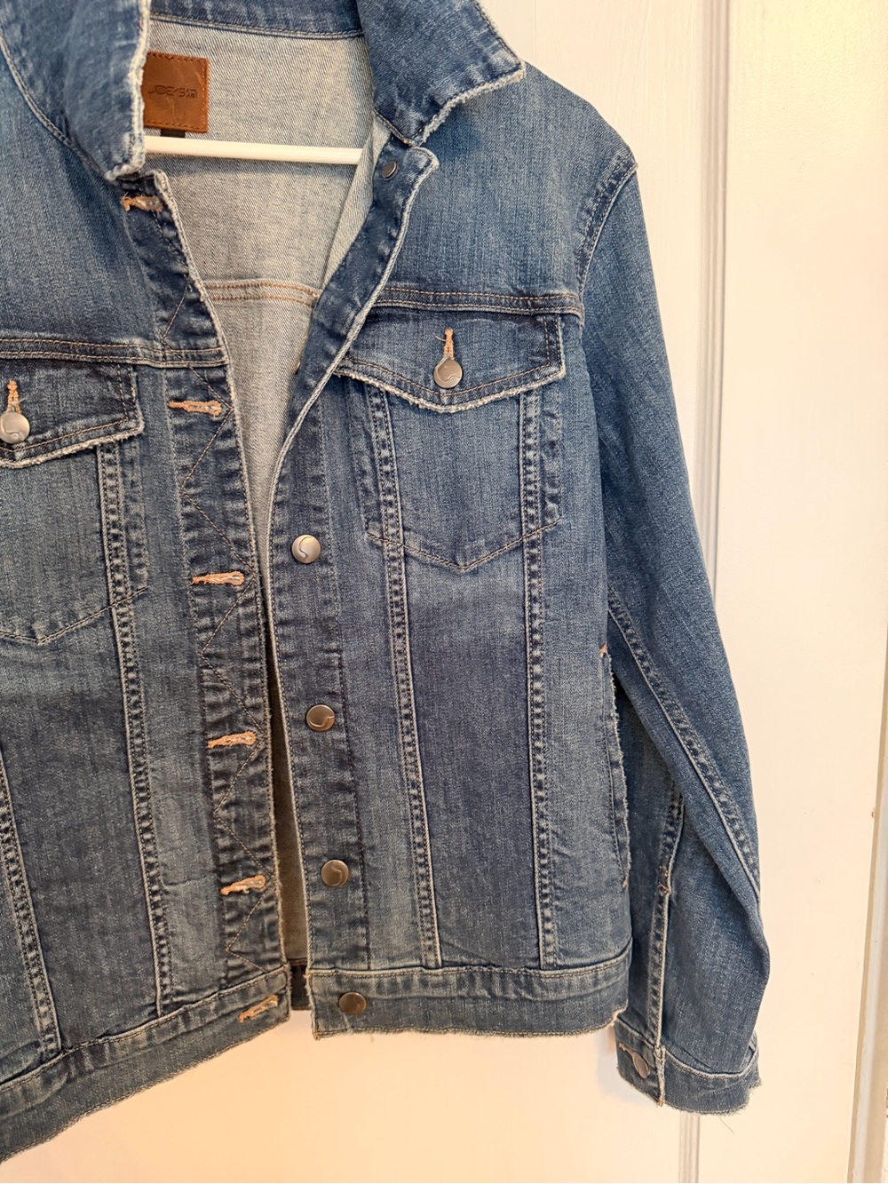 Joe’s Jeans Denim Jacket Medium Blue Stretch Jacket Raw Hem - Picture 4 of 7